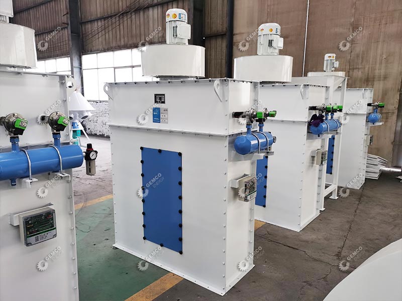 dust collector for feed production