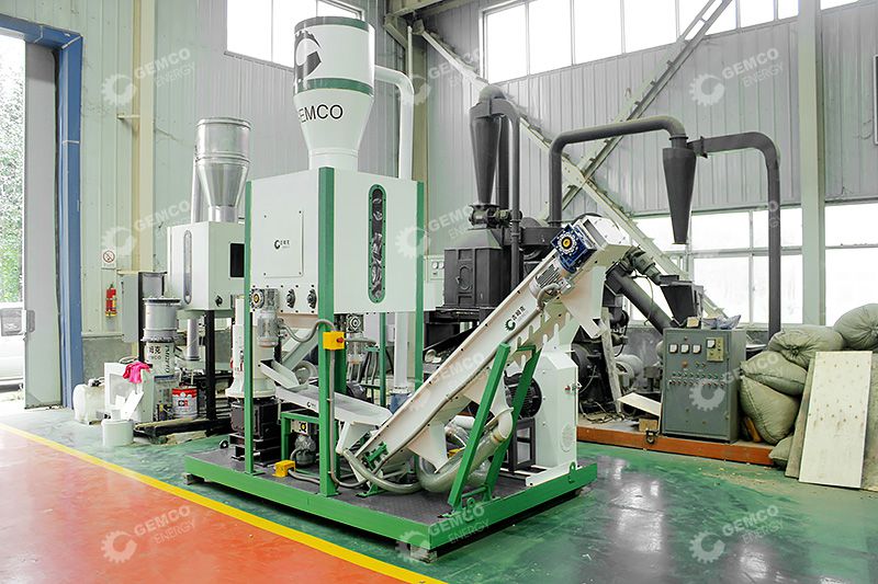 Small Mobile Pellet Mill Plant for Sale