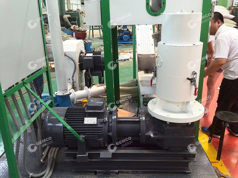 Small Pellet Mill in Mobile Pellet Plant